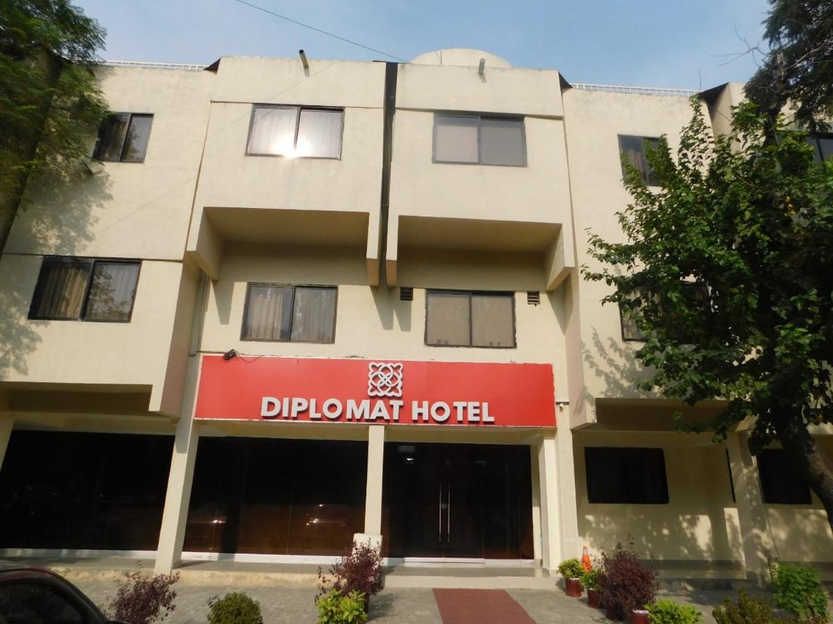 Hotel Diplomat Исламабад Экстерьер фото