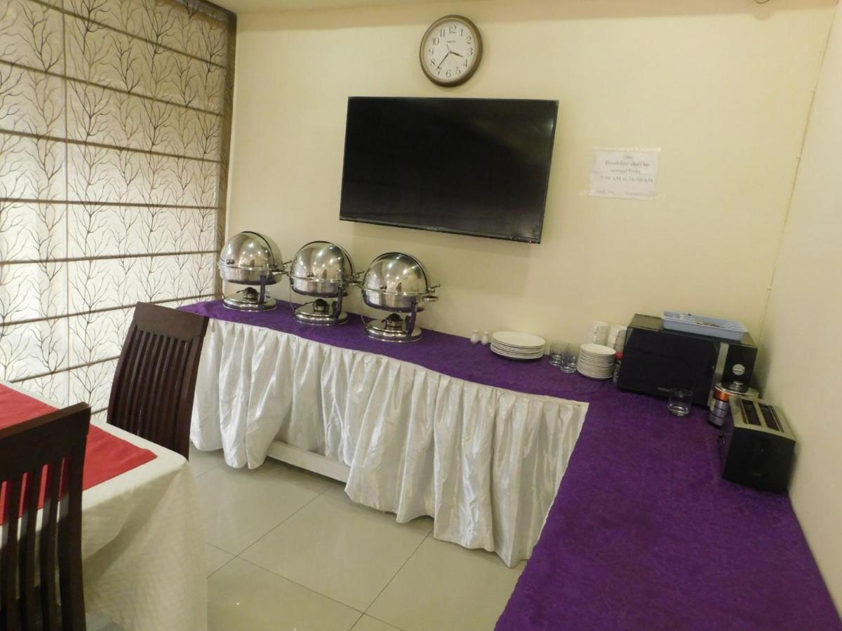 Hotel Diplomat Исламабад Экстерьер фото