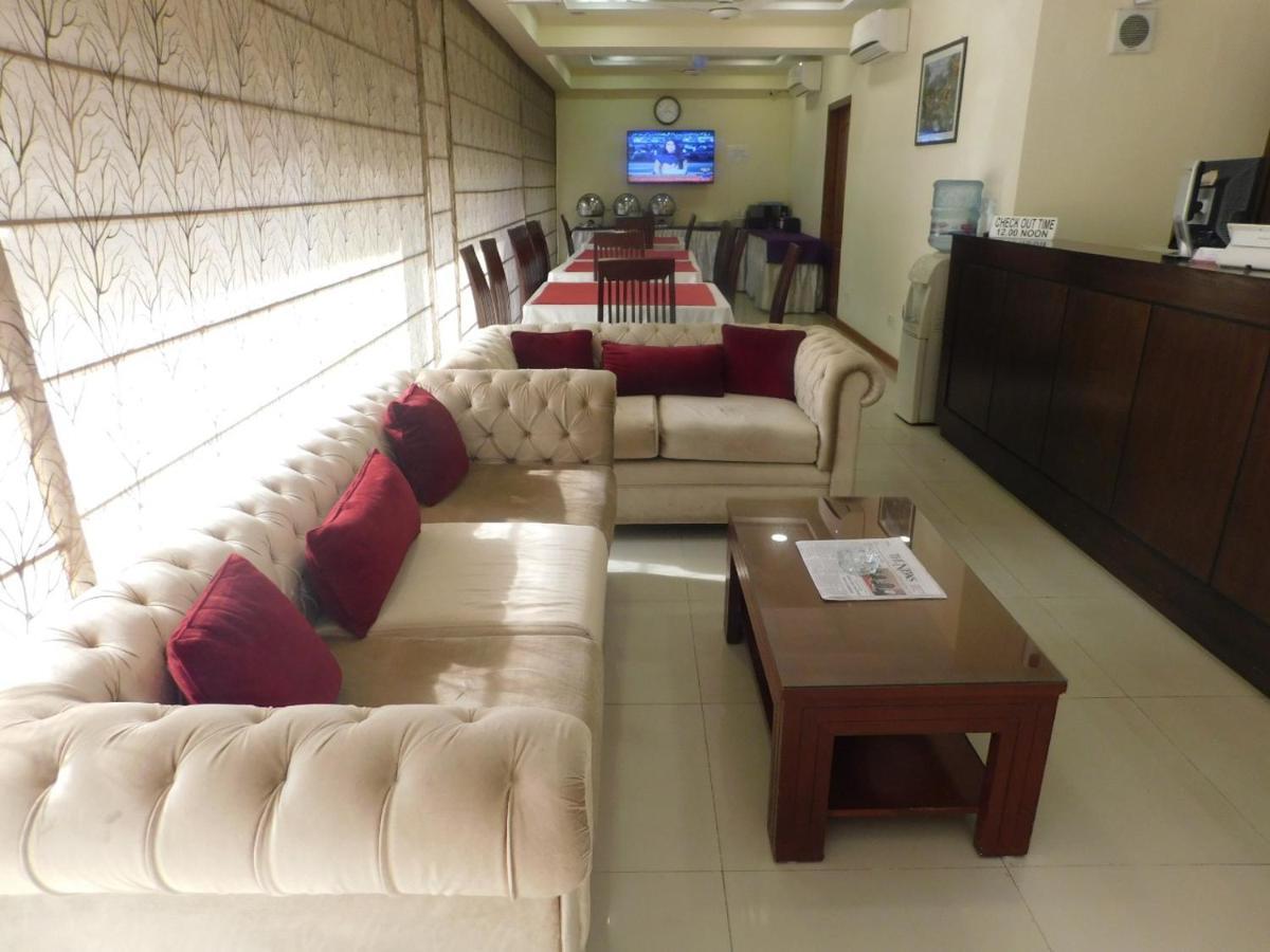 Hotel Diplomat Исламабад Экстерьер фото